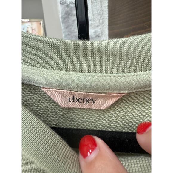 Eberjey Women's Green Long Sleeve Crew Neck Sweatshirt (Size Missing) - Picture 3 of 4